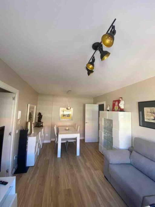 Apartamento Lujoso Piso Enfrente De Playa De Fenals, 2 Terrazas Lloret de Mar Exterior foto